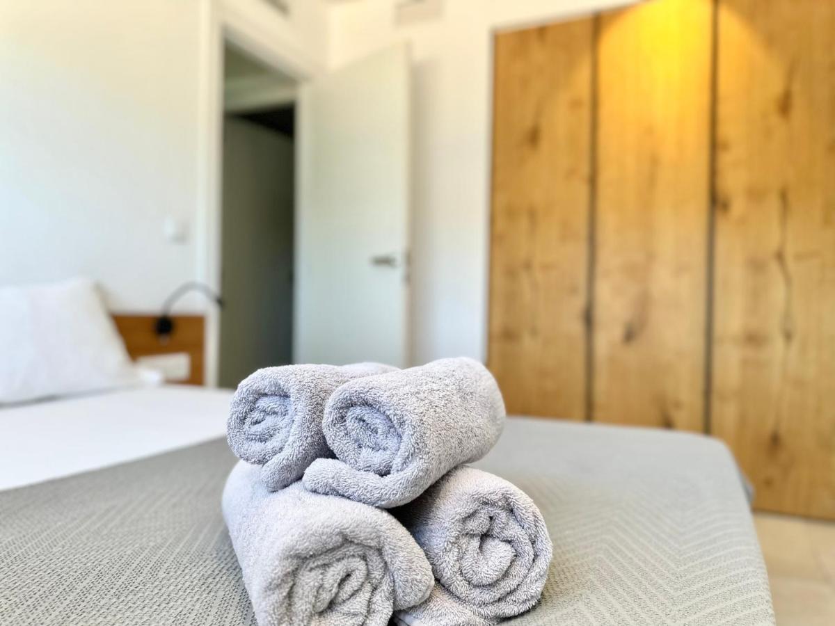 Cala Vadella Beachwalk Suites מראה חיצוני תמונה