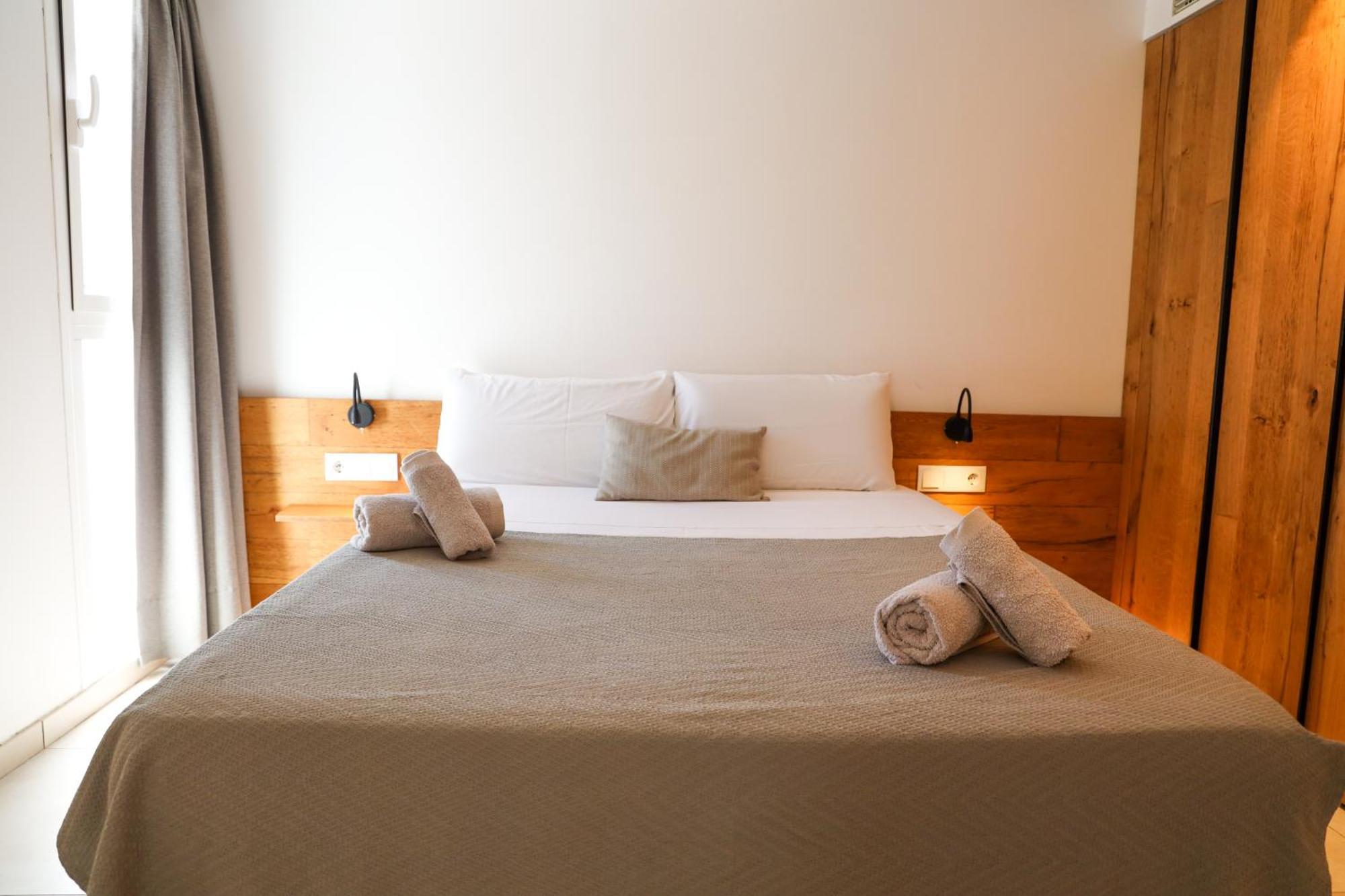 Cala Vadella Beachwalk Suites חדר תמונה