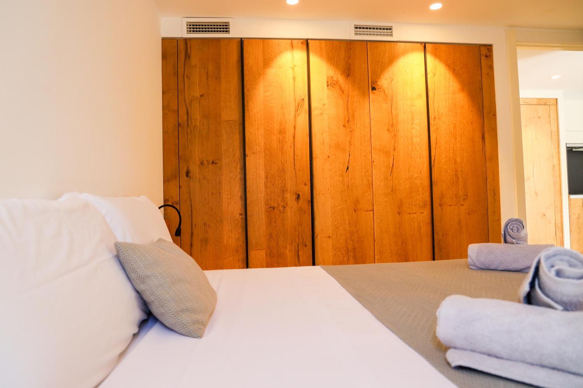 Cala Vadella Beachwalk Suites חדר תמונה