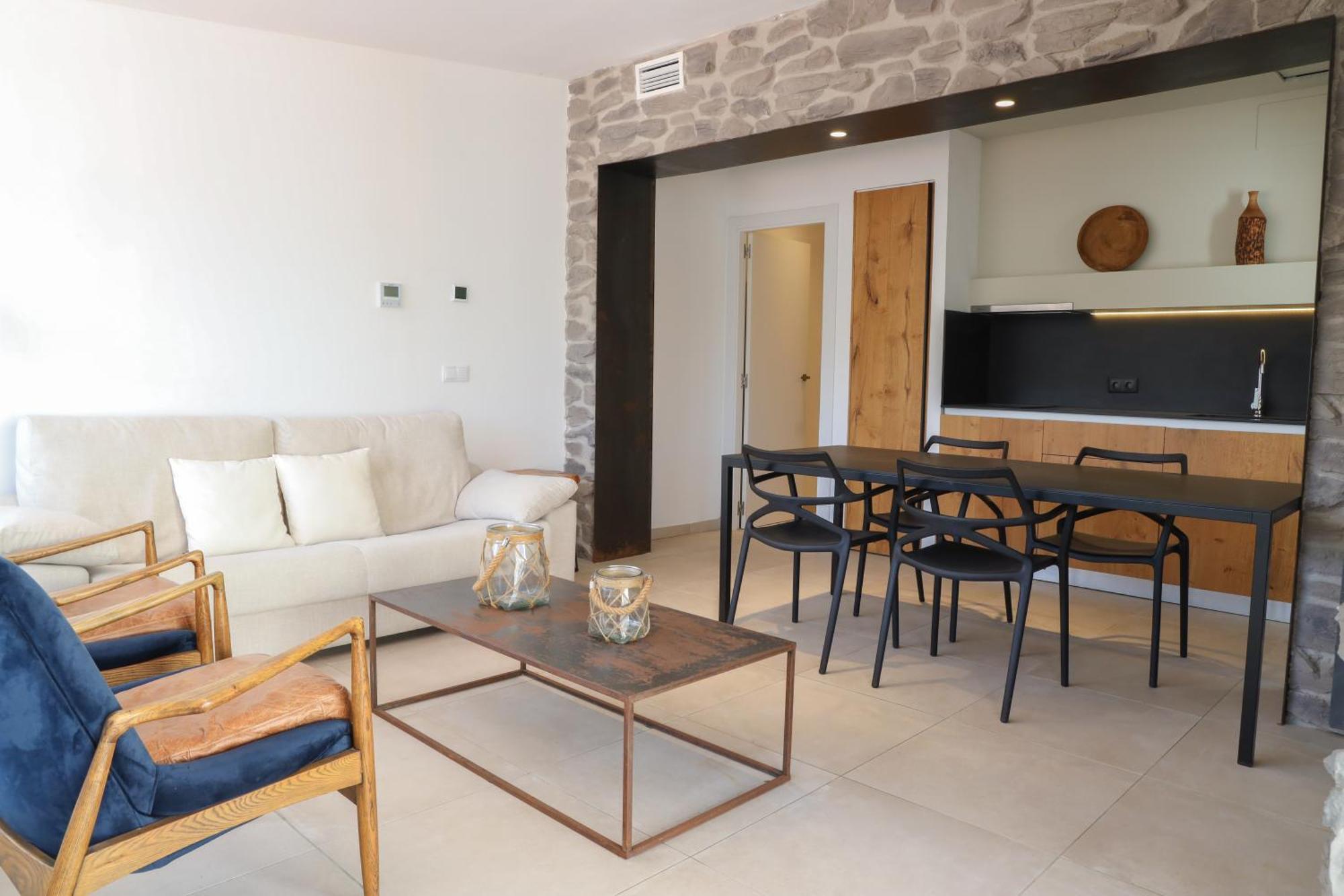 Cala Vadella Beachwalk Suites מראה חיצוני תמונה