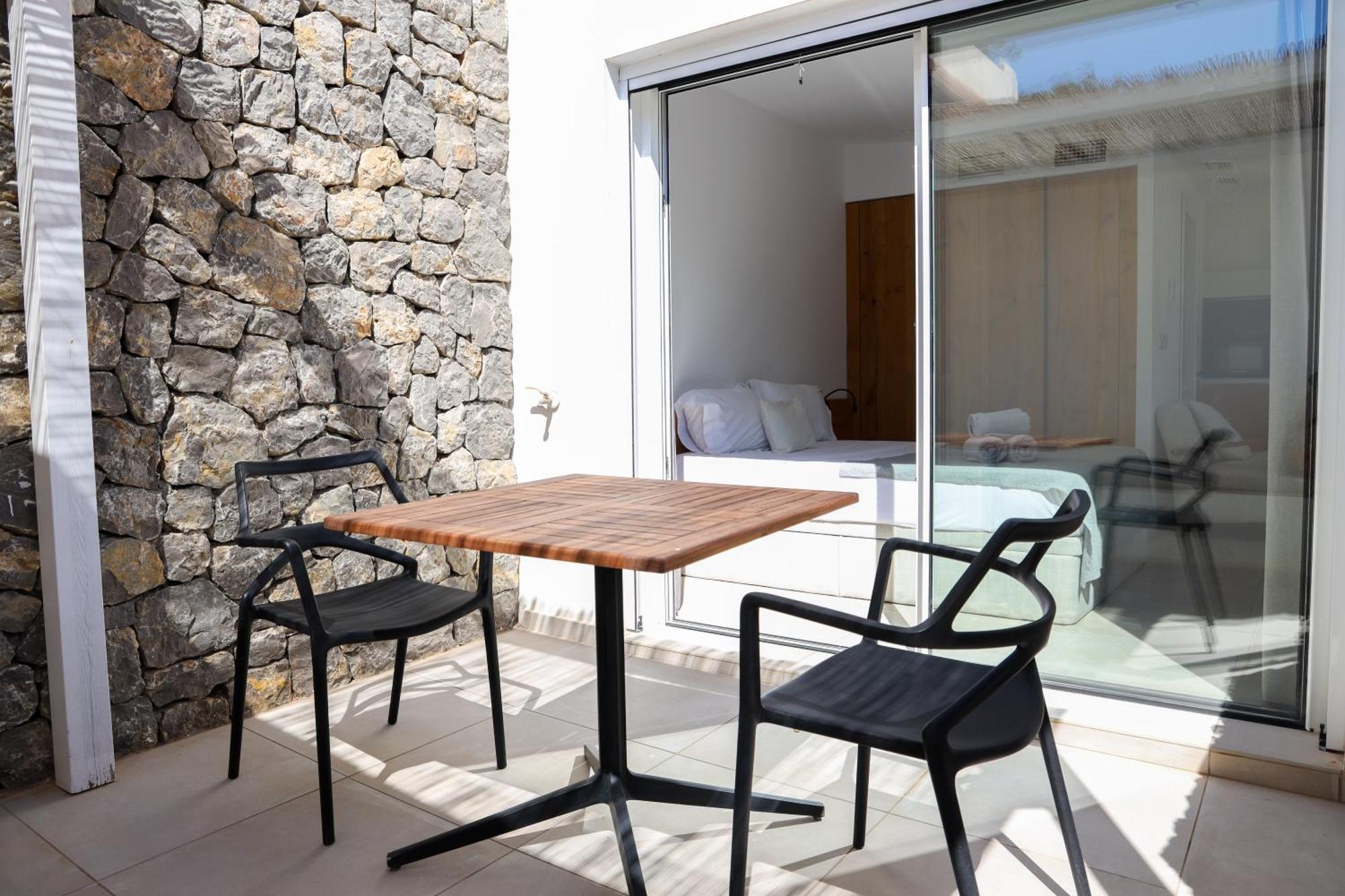 Cala Vadella Beachwalk Suites חדר תמונה